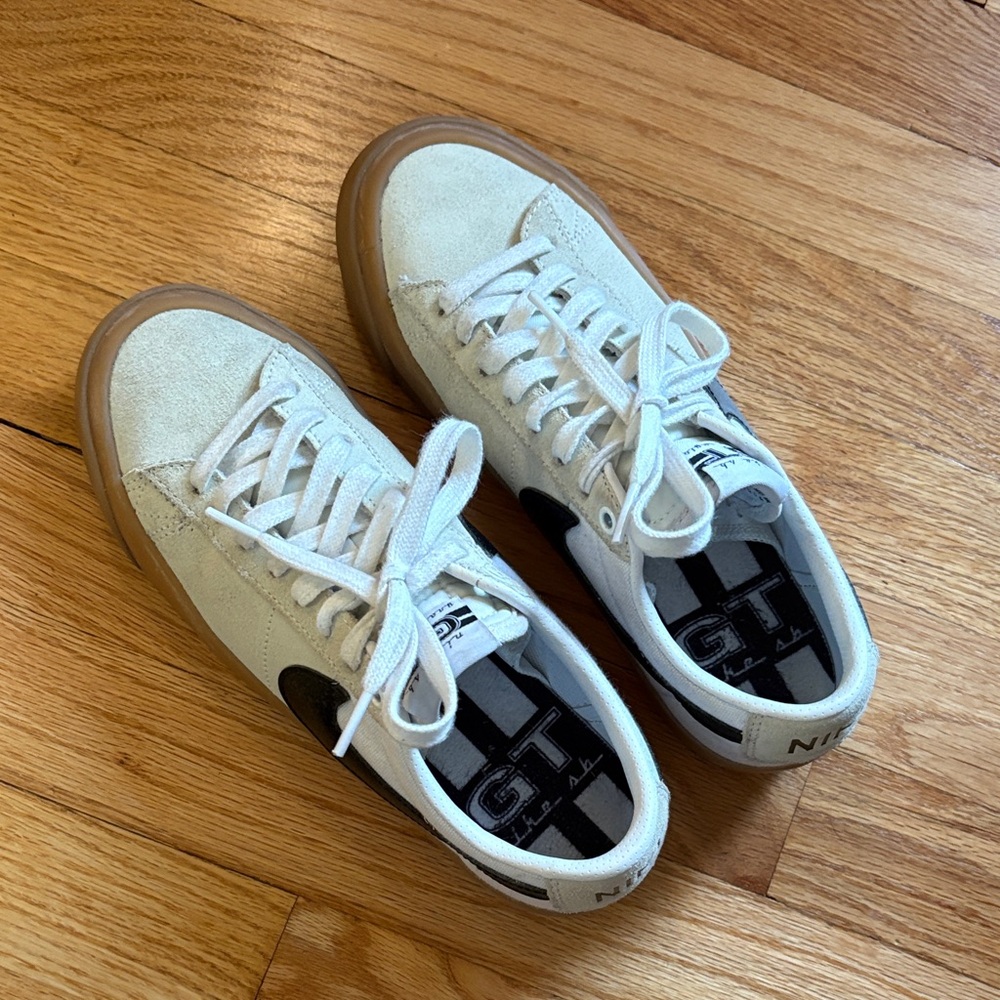 Nike SB Zoom Blazer Low Pro